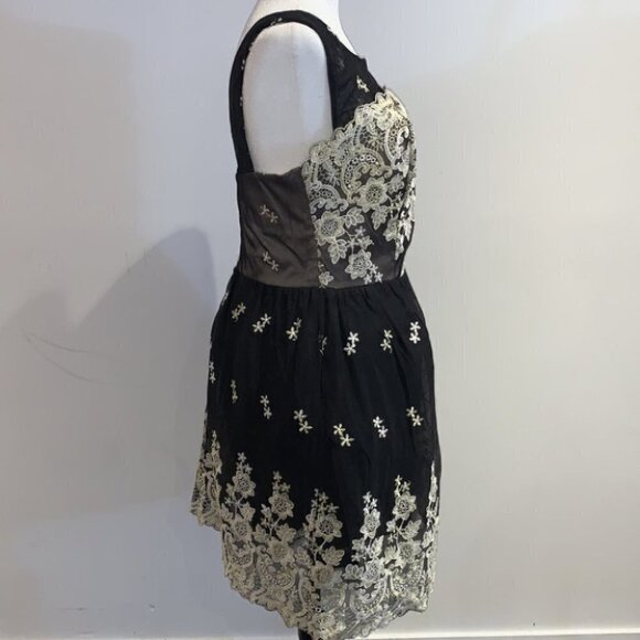 Rinascimento Black mini gown Dress Size Large - Picture 4 of 15